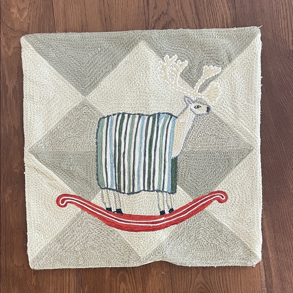 Pottery Barn Holiday Reindeer Tapestry Pillow Cover 19”